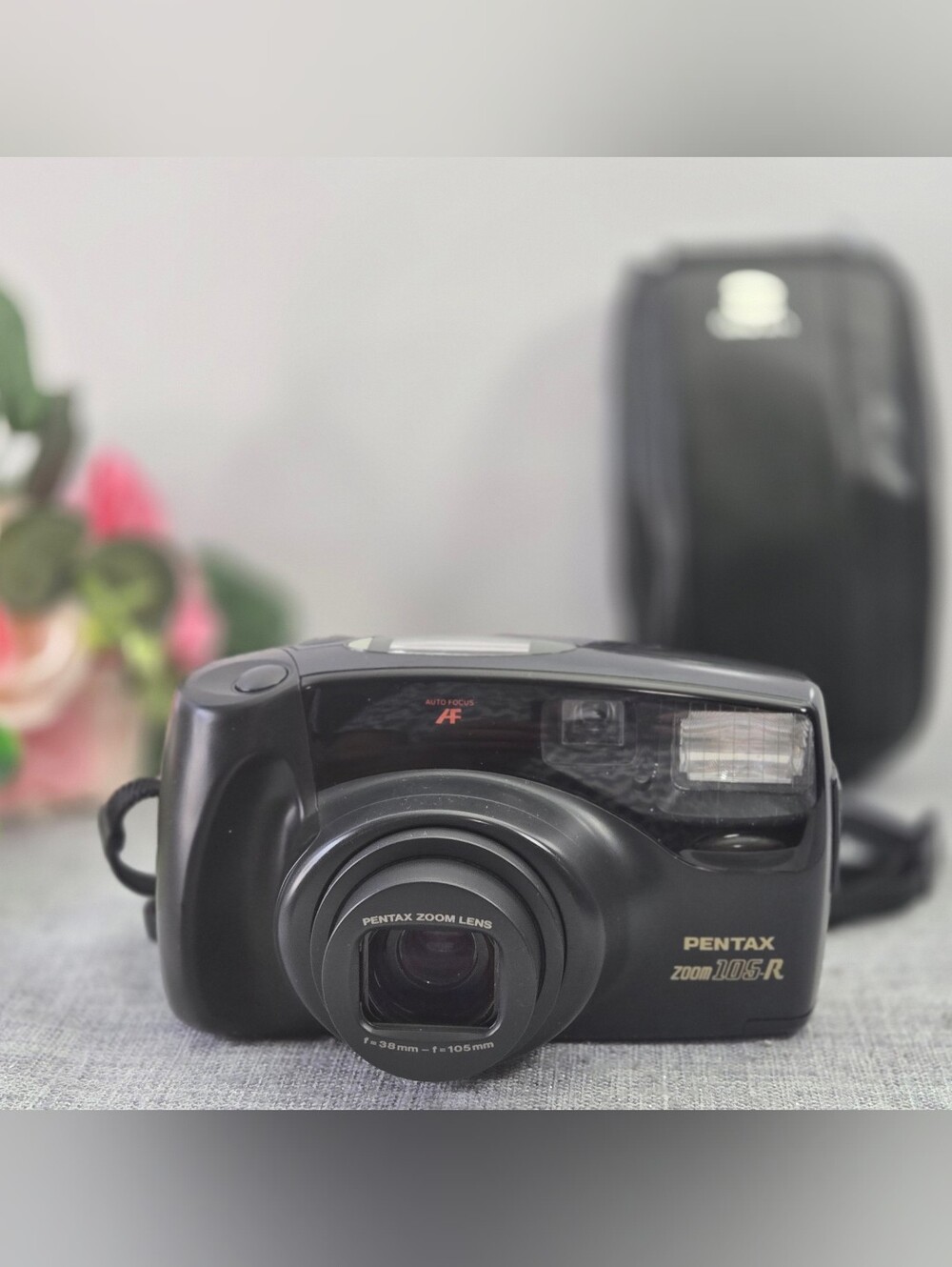 Pentax Zoom 105-R 35mm Point & Shoot Film Camera - Works + New Batteries + Bag